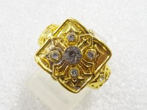 クリスタル　指輪(18号)